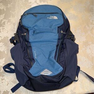 The North Face Surge 31L